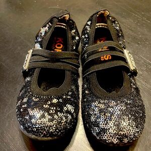 Michael kors toddler shoe